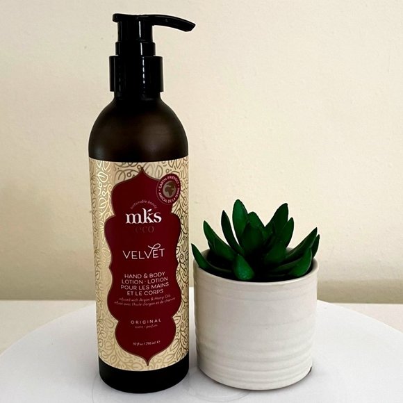 MKS Eco Velvet Hand and Body Lotion sz 10 Fl Oz New Original Scent - Picture 1 of 6